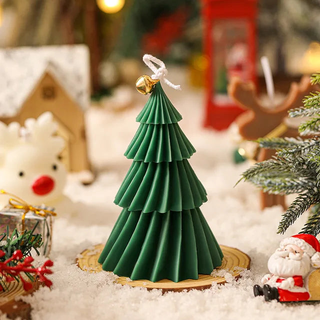 Mini Christmas Tree Scented Candle - Linden & Lather