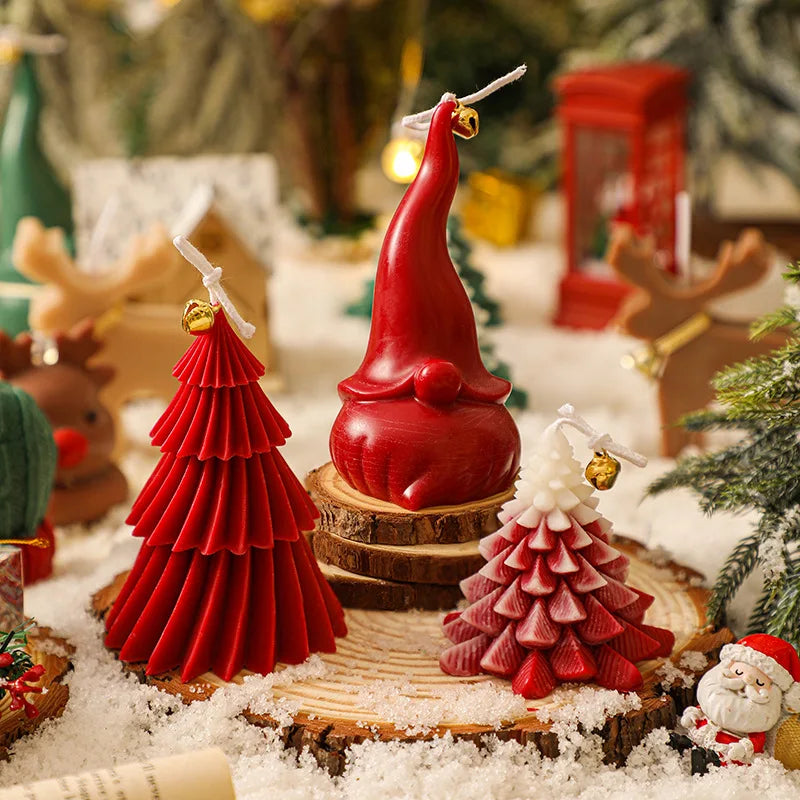 Mini Christmas Tree Scented Candle - Linden & Lather